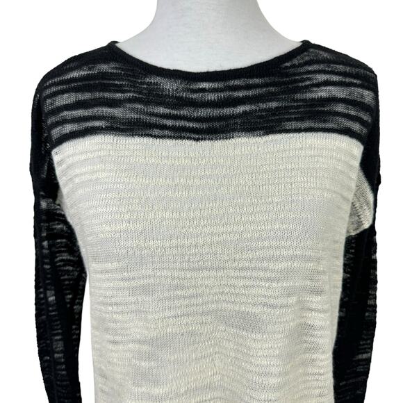 Alice + Olivia Ottoman Black & White Colorblock Linen Blend Thin Knit Sweater - Picture 4 of 9